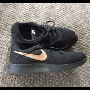 Nike trainers Black and rose gold women’s size 9.5